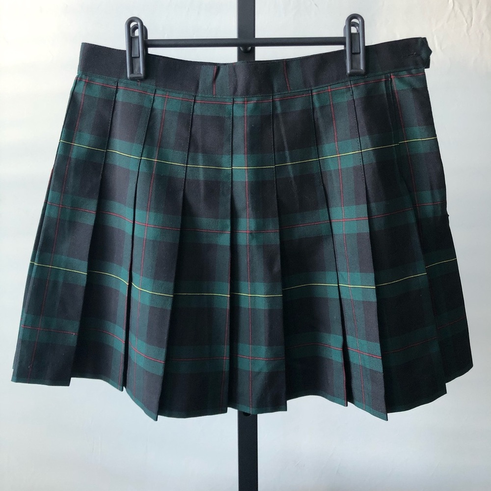 NWOT American Apparel Plaid Skirt, size M